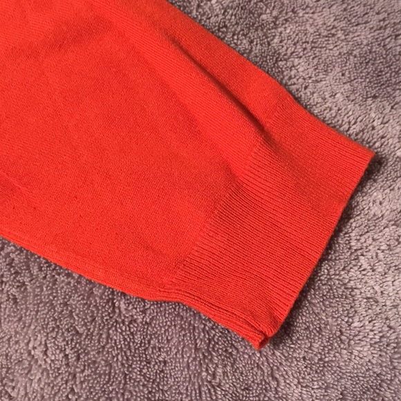 San Francisco woman’s short sleeve sweater. Size Medium. Vintage. - Picture 3 of 9